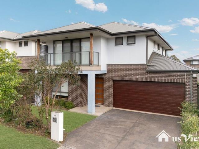 4 beds +study, 2 bath, 2 cars garage. 398m2 land,internal 230m2