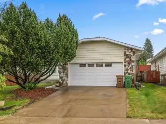 4 Bennett Place, St. Albert, AB, T8N 2K2 house for sale Lis.