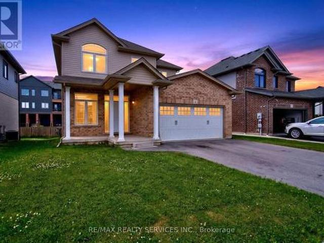 4 Bergenstein Crescent, Pelham, ON, L3E 0G7 house for sale | Listing ID X13626 | Royal LePage
