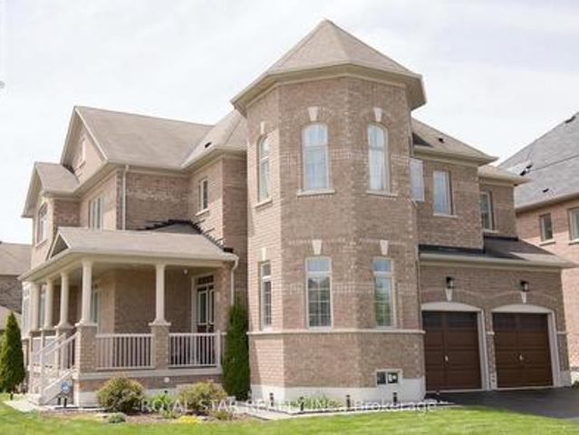 4 Berkwood Hollow, Brampton, ON, L6Y 0X6 house for sale | Listing ID W13801 | Royal LePage