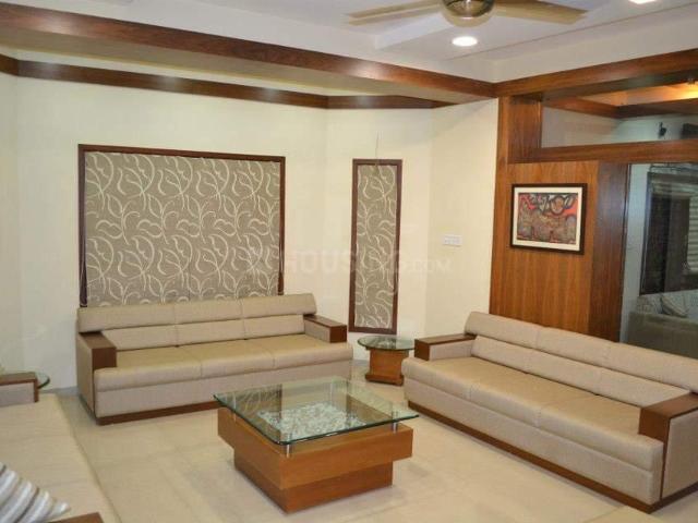 4 BHK Villa in Thaltej for rent Ahmedabad. The reference number is 20461259