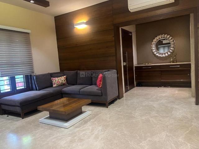 4 BHK Villa in Thaltej for resale Ahmedabad. The reference number is 20358249