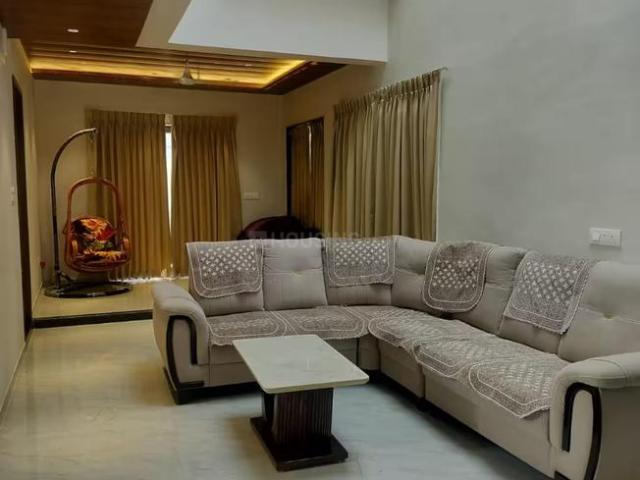 4 BHK Villa in Thaltej for resale Ahmedabad. The reference number is 20707156