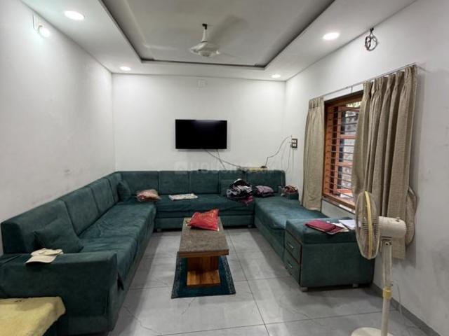4 BHK Villa in Thaltej for resale Ahmedabad. The reference number is 21219904