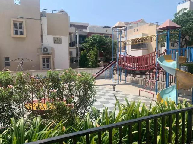 4 BHK Villa in Thaltej for resale Ahmedabad. The reference number is 21265241
