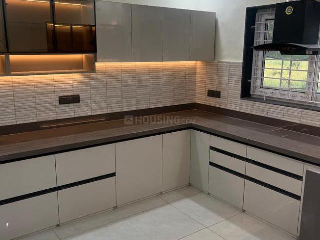 4 BHK Villa in Tilhari for resale Jabalpur. The reference number is 19121687