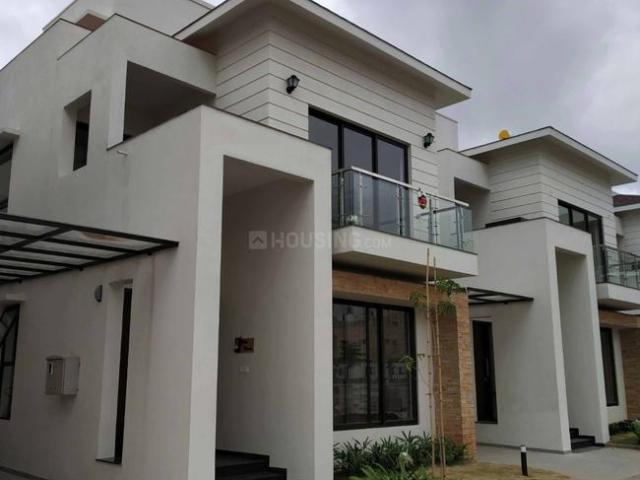 4 BHK Villa in Varanasi for resale Bengaluru. The reference number is 20795629