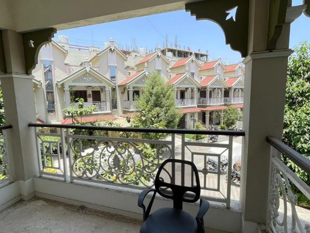 4 BHK Villa in Vastral for resale Ahmedabad. The reference number is 20592173