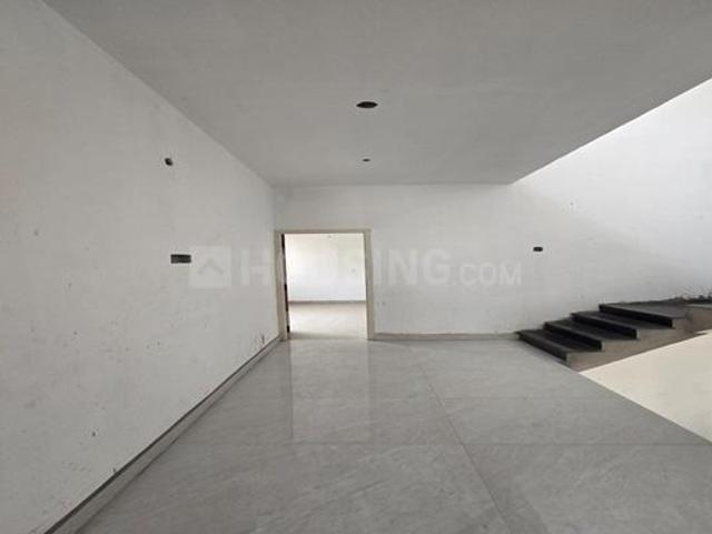 4 BHK Villa in West Tambaram for resale Chennai. The reference number is 21201925