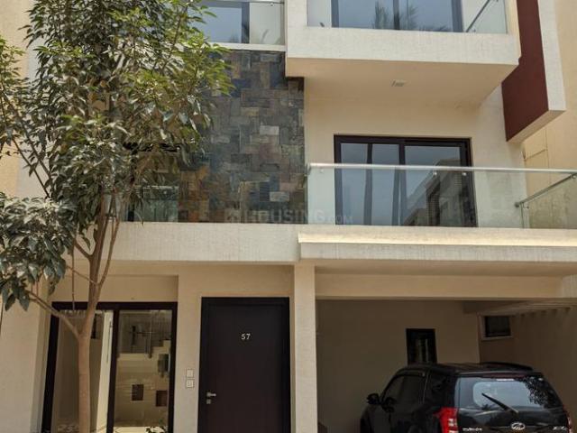 4 BHK Villa in Whitefield for rent Bengaluru. The reference number is 20262903