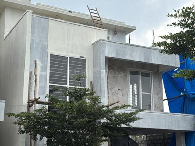 4 BHK Villa in Whitefield for resale Bengaluru. The reference number is 20541036