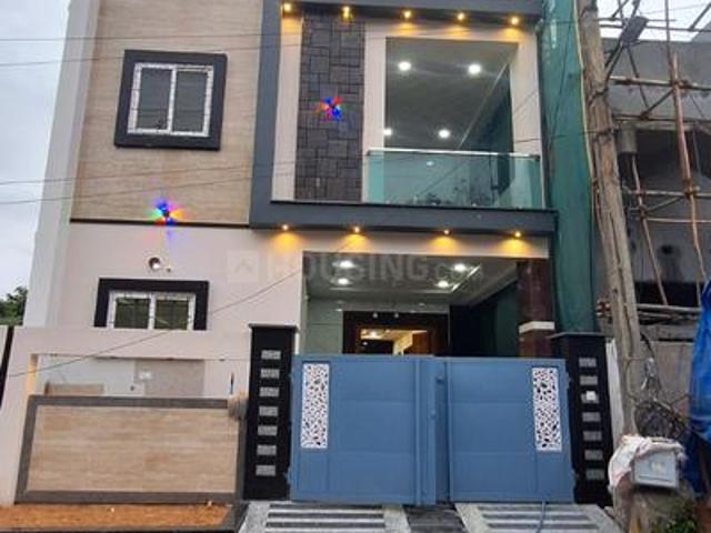 4 BHK Villa in Yapral for resale Secunderabad. The reference number is 20747674
