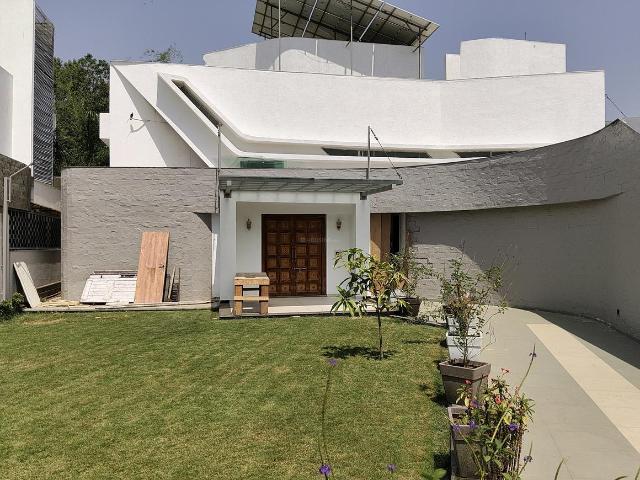4 BHK Villa in Adalaj for resale Gandhinagar. The reference number is 19968479