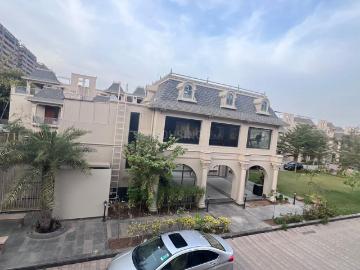 4 BHK Villa in Adalaj for resale Gandhinagar. The reference number is 20543047