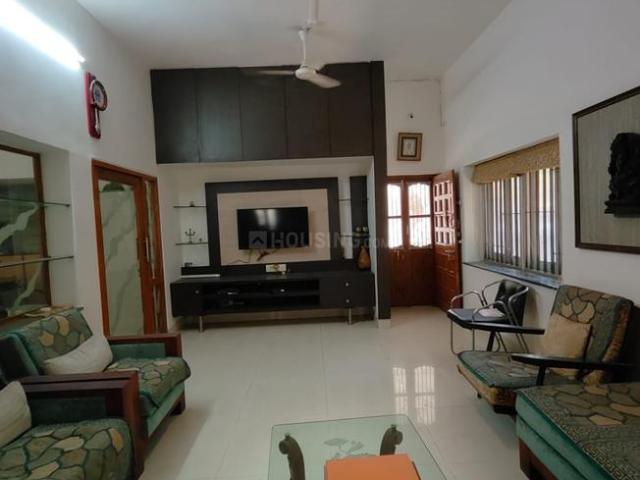 4 BHK Villa in Ambawadi for resale Ahmedabad. The reference number is 20543298