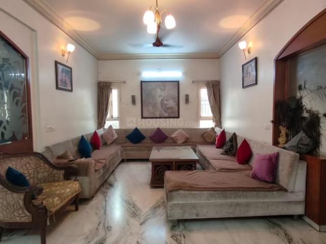 4 BHK Villa in Ambawadi for resale Ahmedabad. The reference number is 20768238
