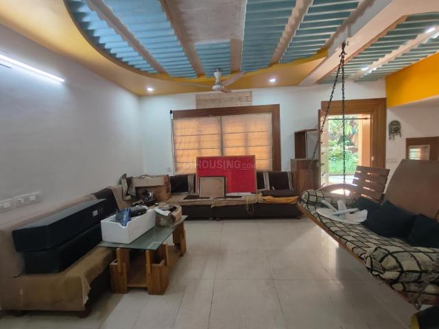 4 BHK Villa in Ambli for resale Ahmedabad. The reference number is 21174477