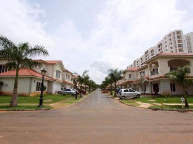 4 BHK Villa in Bellandur for resale Bengaluru. The reference number is 21009636