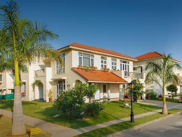 4 BHK Villa in Bellandur for resale Bengaluru. The reference number is 21094617