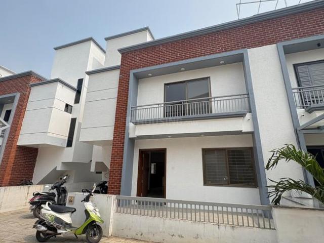 4 BHK Villa in Bhayli for rent Vadodara. The reference number is 19045358