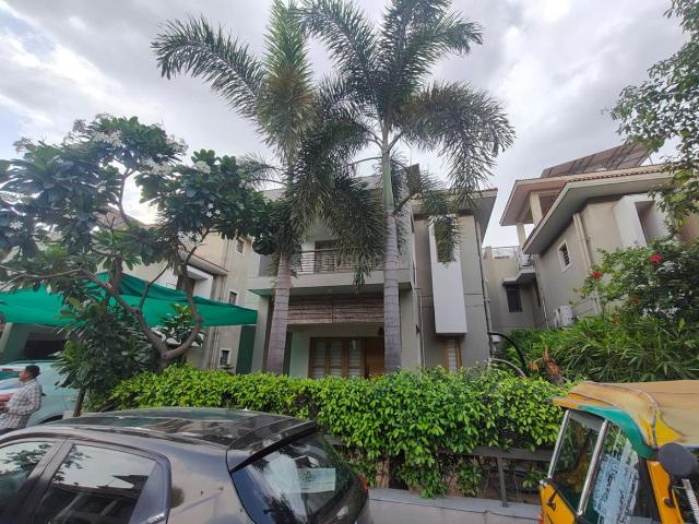 4 BHK Villa in Bhadaj for resale Ahmedabad. The reference number is 21106165