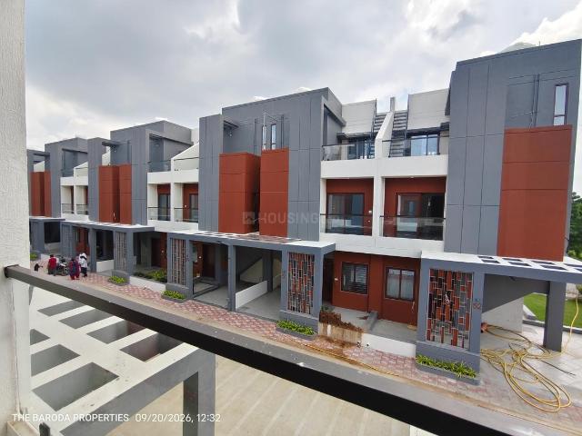 4 BHK Villa in Bill for resale Vadodara. The reference number is 21152688