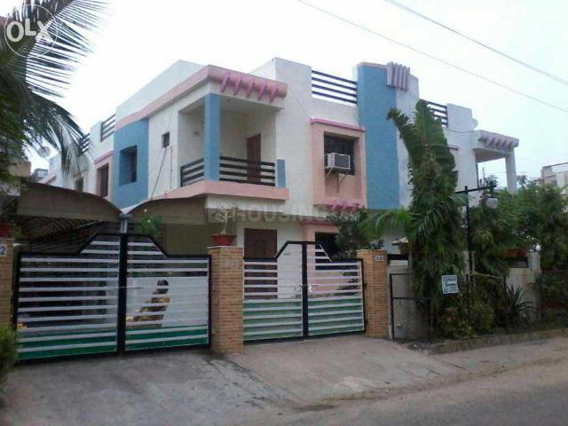 4 BHK Villa in Chandkheda for rent Ahmedabad. The reference number is 20907493