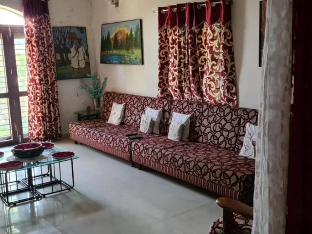 4 BHK Villa in Chandkheda for resale Ahmedabad. The reference number is 20043458