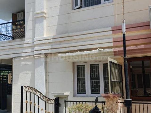 4 BHK Villa in Chandkheda for resale Ahmedabad. The reference number is 20198892