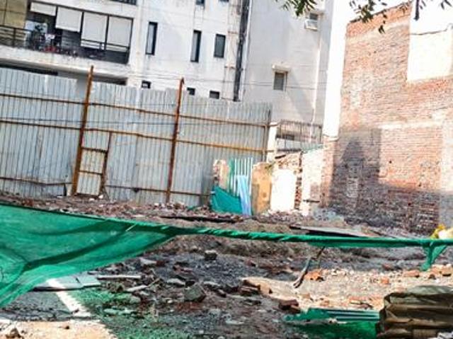 4 BHK Villa in Defence Colony for resale New Delhi. The reference number is 21339176