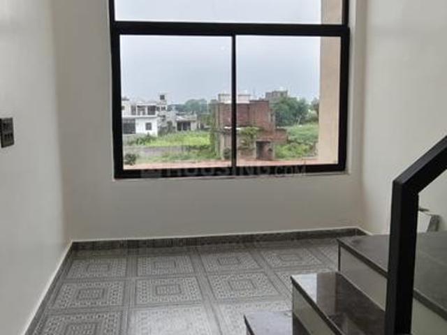 4 BHK Villa in Fatehabad for resale Agra. The reference number is 21045698