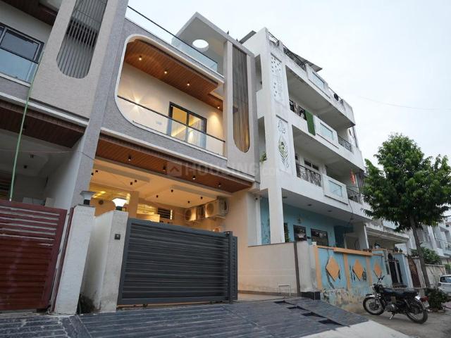 4 BHK Villa in Gandhi Path West for resale Jaipur. The reference number is 21111292