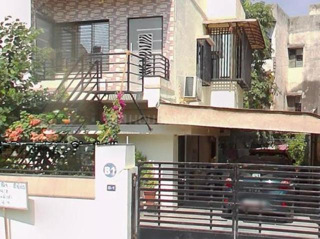 4 BHK Villa in Ghatlodiya for resale Ahmedabad. The reference number is 21154818