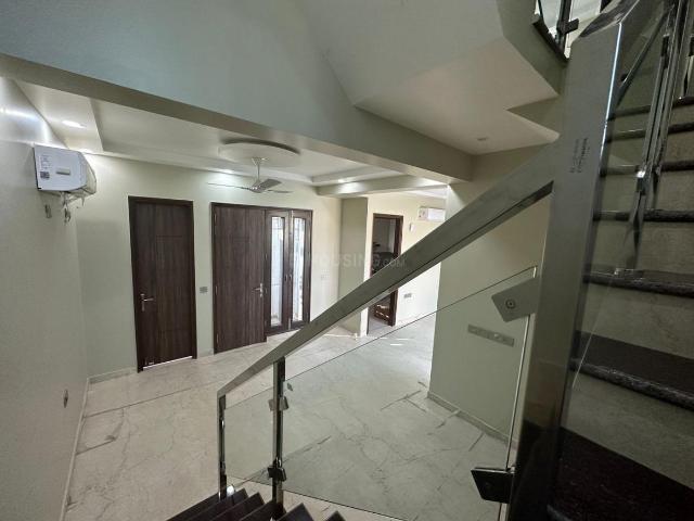 4 BHK Villa in Ghukna for resale Ghaziabad. The reference number is 12091733