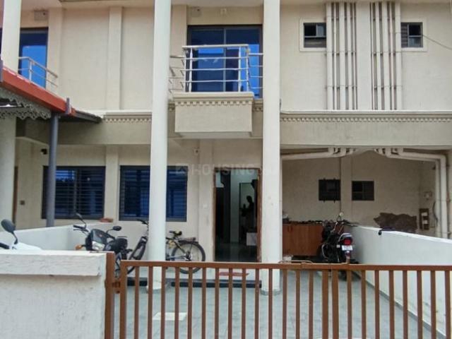 4 BHK Villa in Ghuma for resale Ahmedabad. The reference number is 20742036
