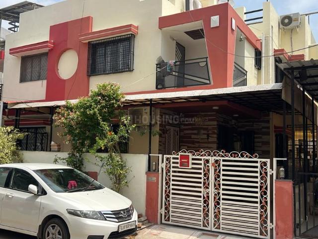 4 BHK Villa in Ghuma for resale Ahmedabad. The reference number is 21033398