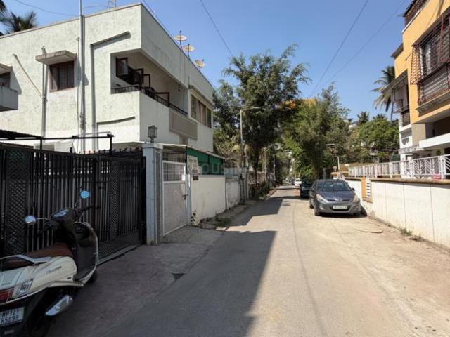 4 BHK Villa in Gultekdi for rent Pune. The reference number is 19966008