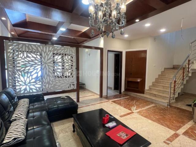 4 BHK Villa in Hennur for rent Bengaluru. The reference number is 20875979