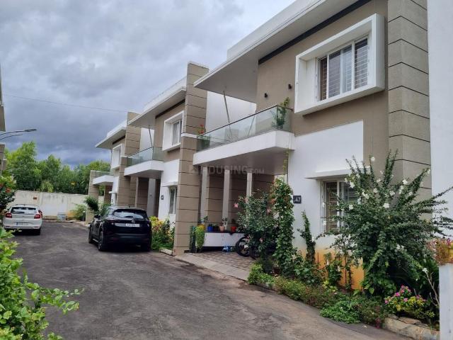 4 BHK Villa in Hoskote for resale Bengaluru. The reference number is 19074991