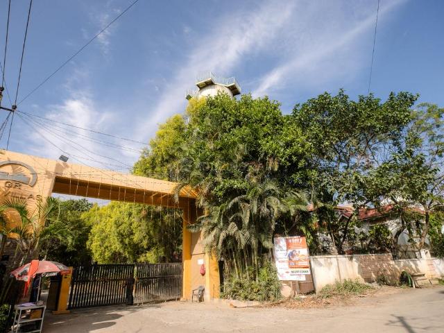 4 BHK Villa in Huskur for resale Bengaluru. The reference number is 20819643