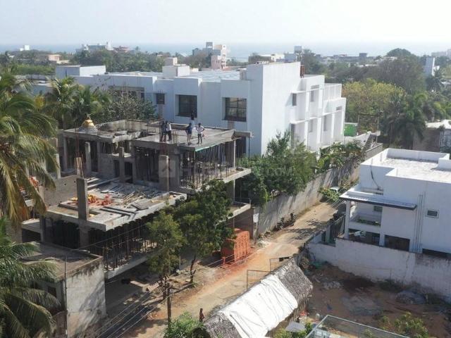 4 BHK Villa in Injambakkam for resale Chennai. The reference number is 18931983