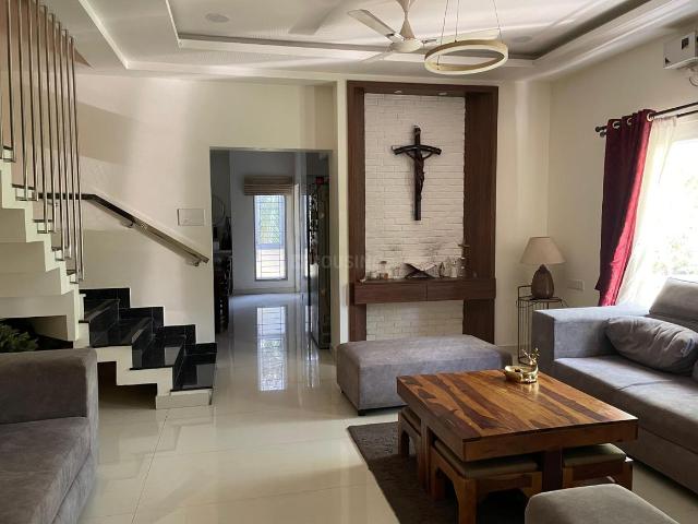 4 BHK Villa in Injambakkam for resale Chennai. The reference number is 21023285