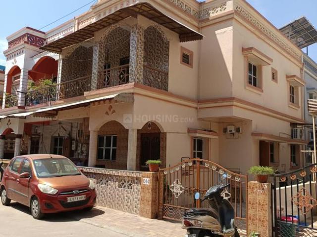 4 BHK Villa in Jasodanagr for resale Ahmedabad. The reference number is 19834150