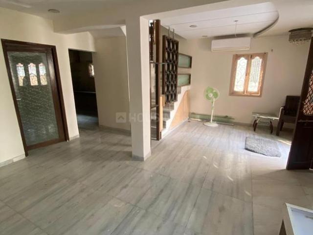 4 BHK Villa in Jodhpur for rent Ahmedabad. The reference number is 19273449