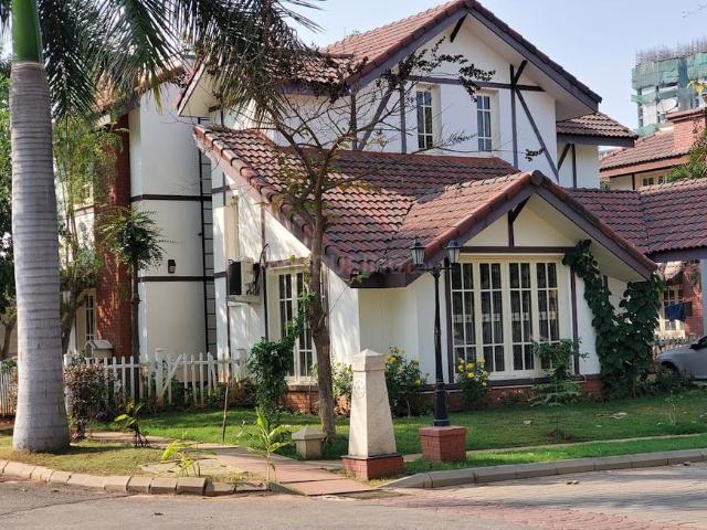4 BHK Villa in K R Puram for resale Bengaluru. The reference number is 20535349