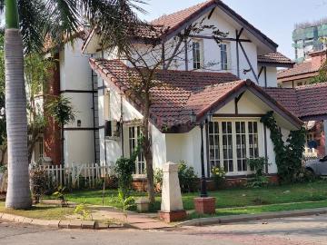 4 BHK Villa in K R Puram for resale Bengaluru. The reference number is 20535349