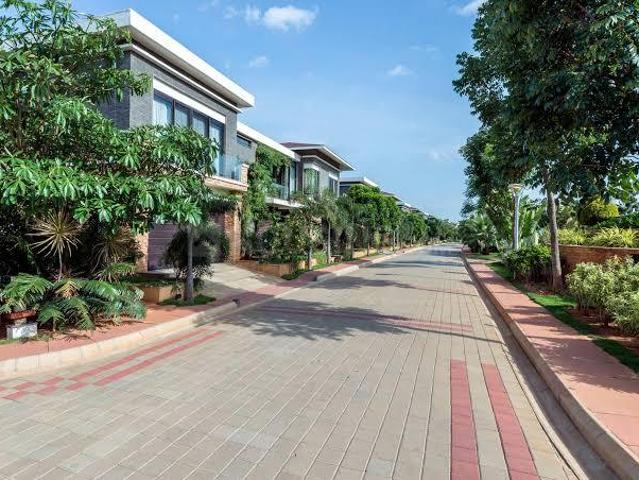 4 BHK Villa in K R Puram for resale Bengaluru. The reference number is 21190549