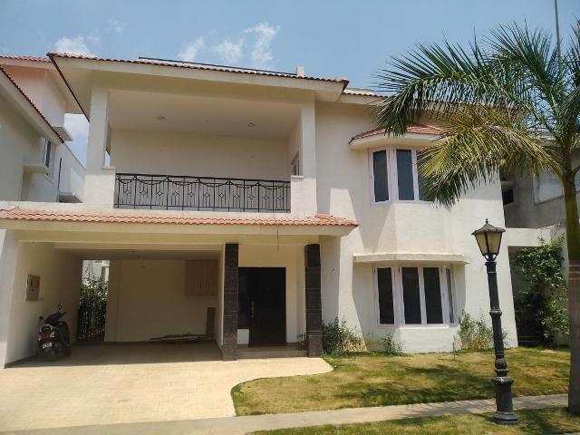 4 BHK Villa in Kannamangala Whitefield Hoskote Road for resale Bengaluru. The reference number is 21206273