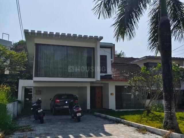 4 BHK Villa in Kakkanad for resale Kochi. The reference number is 19538056