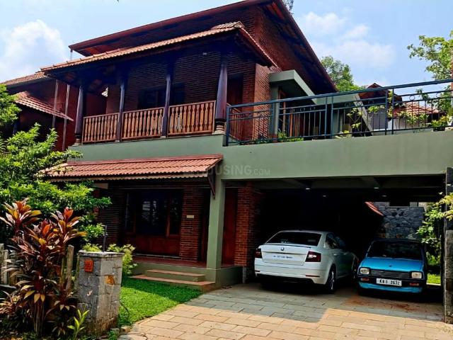 4 BHK Villa in Kakkanad for resale Kochi. The reference number is 19667197